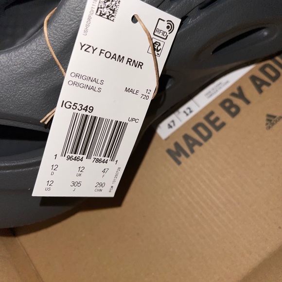 Yeezy Foam Runner Carbon - Picture 5 of 6